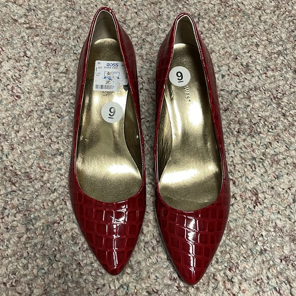 Nine West wedge heel patent shoes - Picture 2 of 6